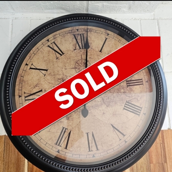 World Atlas Map Wall Clock 23"_GREAT CONDITION! - Picture 1 of 3